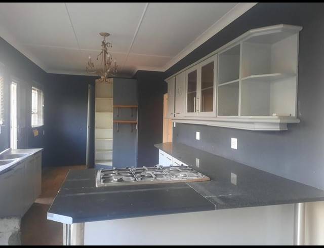 3 BEDROOM HOUSE FOR SALE IN ARCON PARK